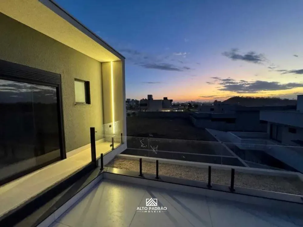Casa, 3 quartos, 244 m² - Foto 8