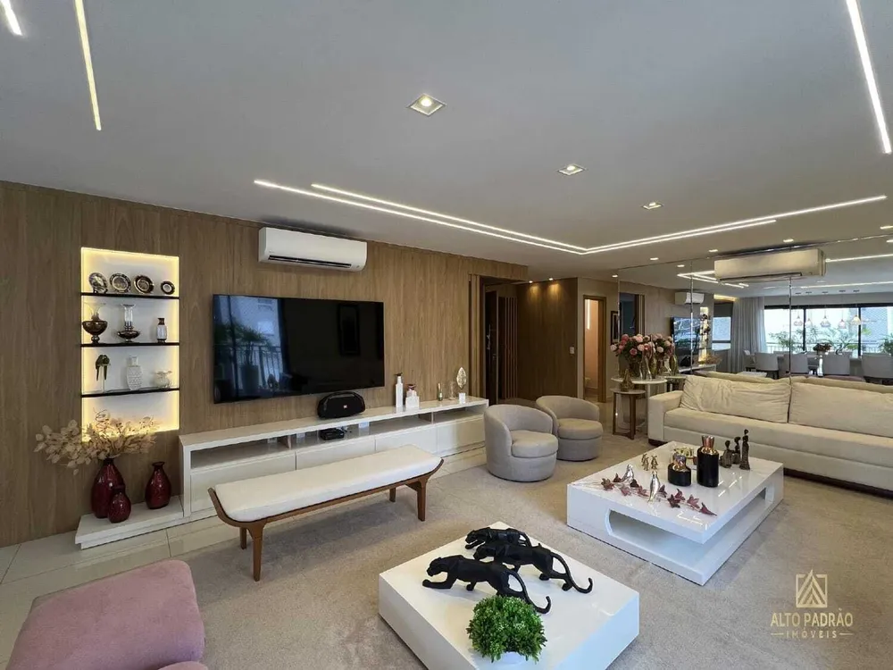 Apartamento, 4 quartos, 224 m² - Foto 1