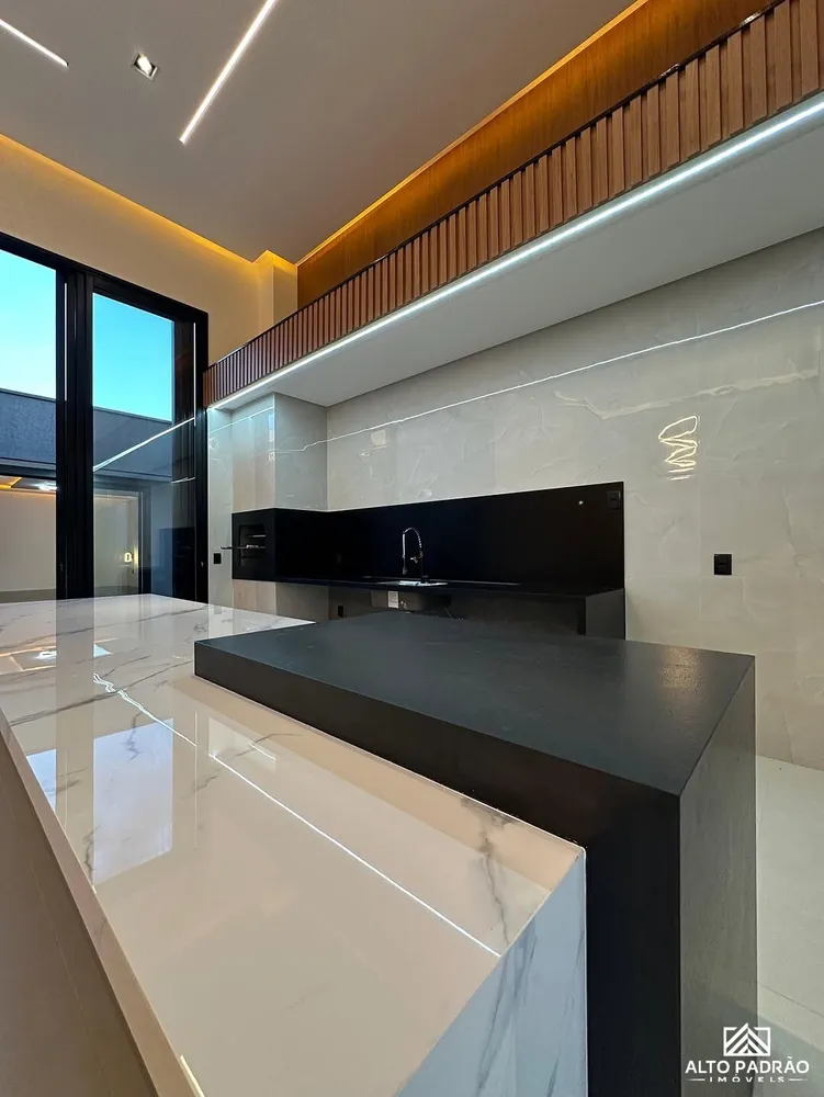 Casa, 3 quartos, 238 m² - Foto 10