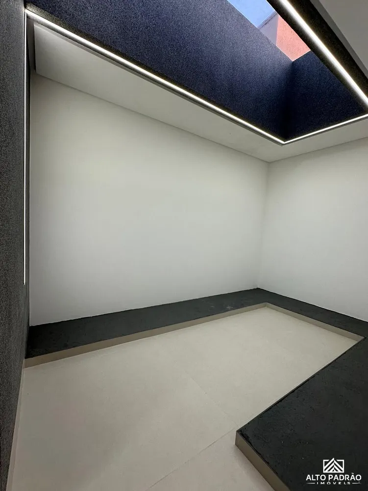 Casa, 3 quartos, 238 m² - Foto 2