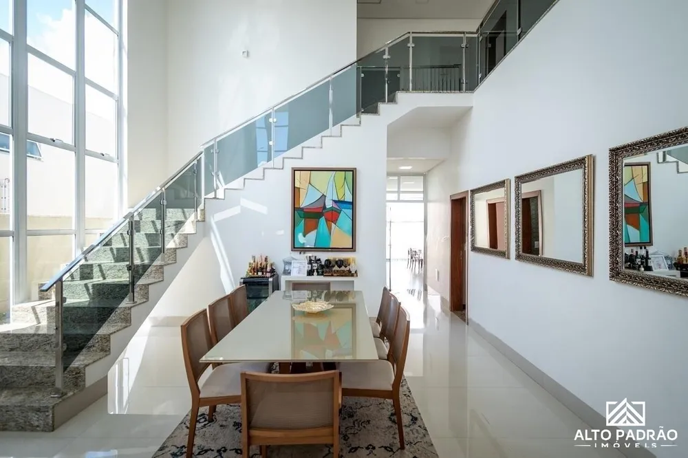 Casa, 4 quartos, 336 m² - Foto 1