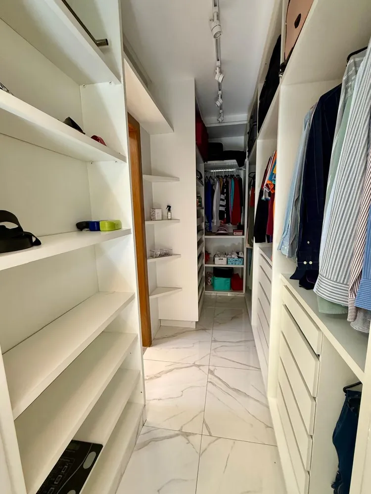 Casa, 3 quartos, 223 m² - Foto 4