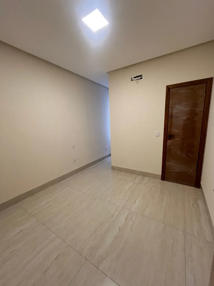 Casa, 4 quartos, 225 m² - Foto 11