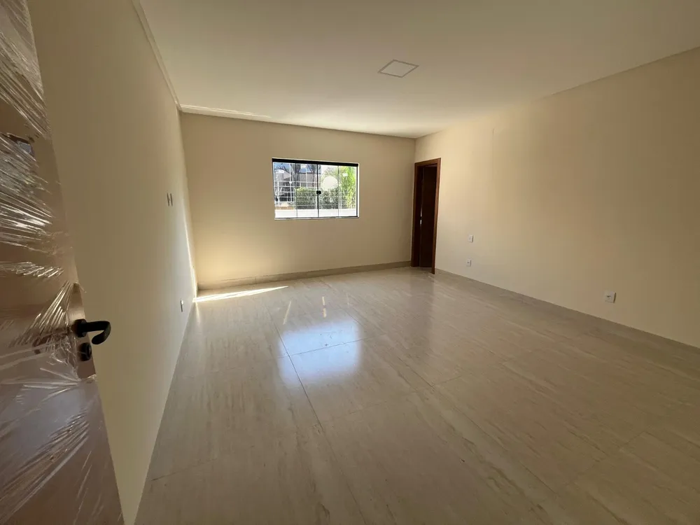 Casa, 4 quartos, 225 m² - Foto 8