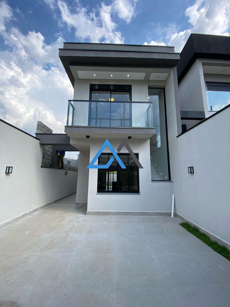 Casa, 3 quartos, 135 m² - Foto 1