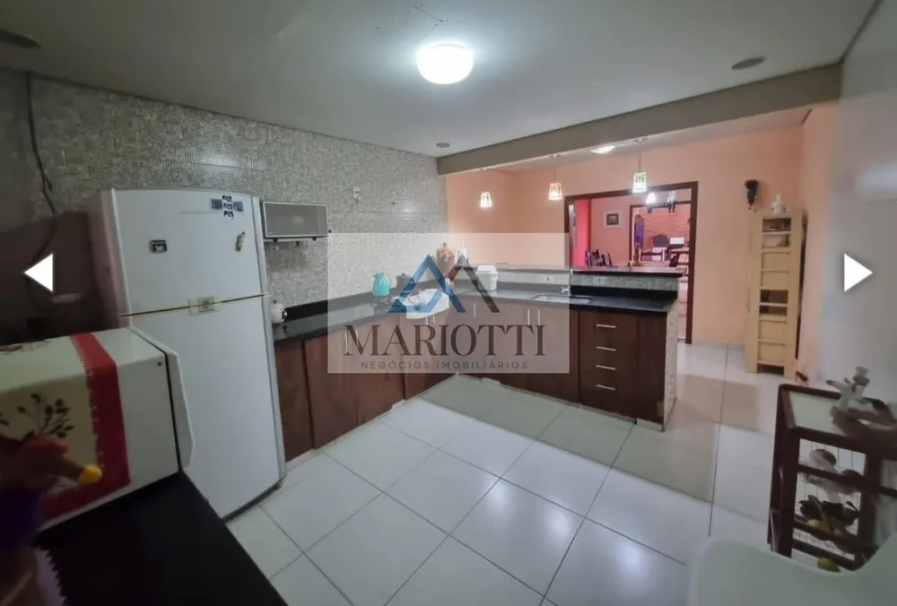 Casa, 3 quartos, 250 m² - Foto 8