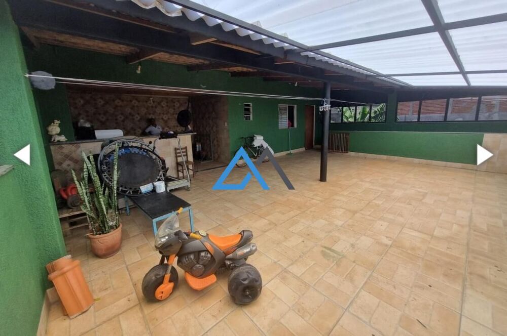 Casa, 3 quartos, 250 m² - Foto 1