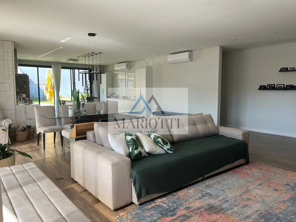 Casa, 3 quartos, 280 m² - Foto 1