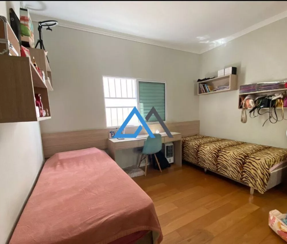 Sobrado à venda com 3 quartos, 200m² - Foto 6