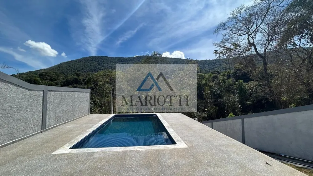 Casa, 3 quartos, 136 m² - Foto 1