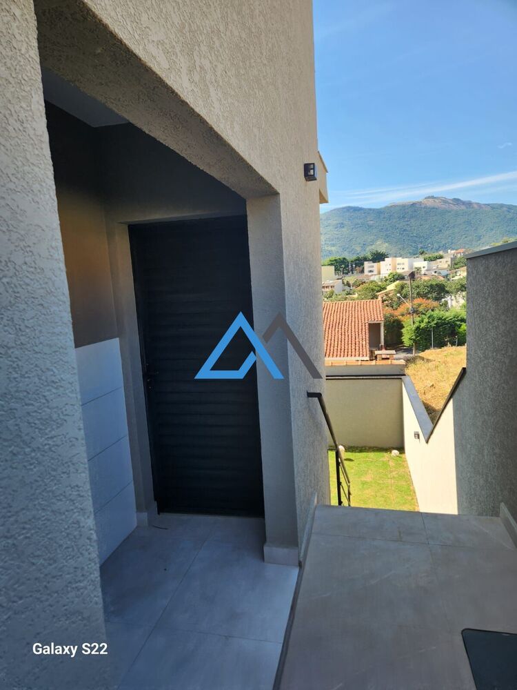 Casa, 3 quartos, 110 m² - Foto 1