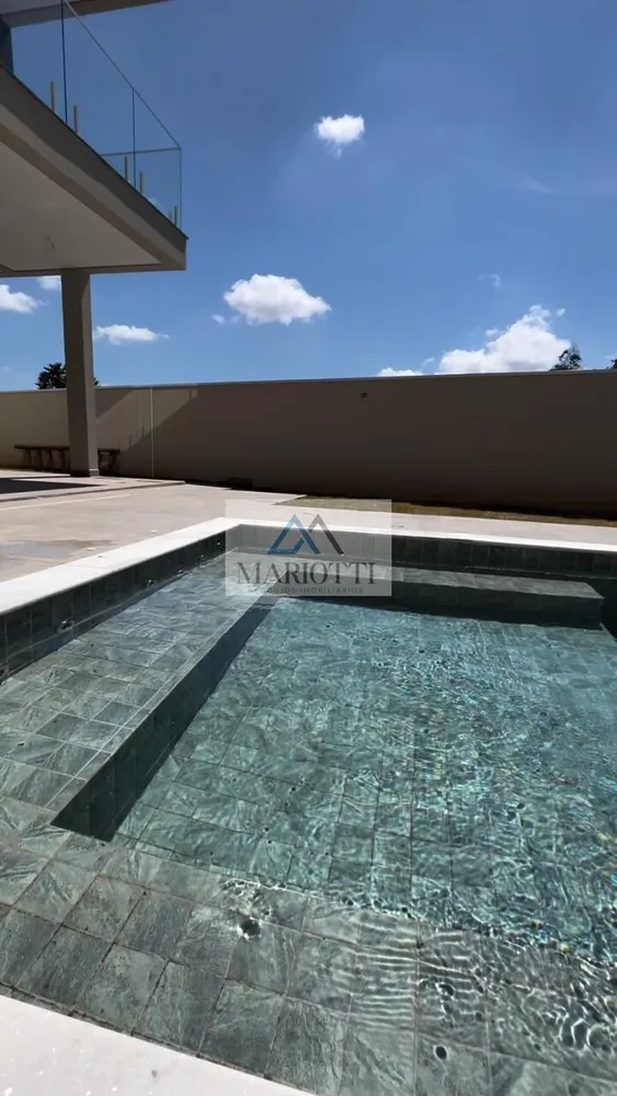 Casa, 4 quartos, 286 m² - Foto 1