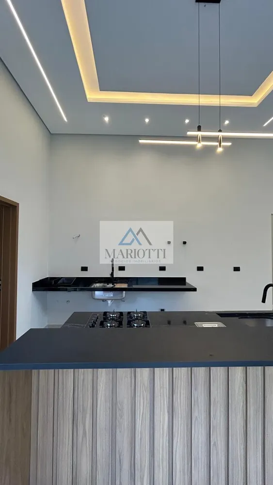 Casa, 3 quartos, 240 m² - Foto 3