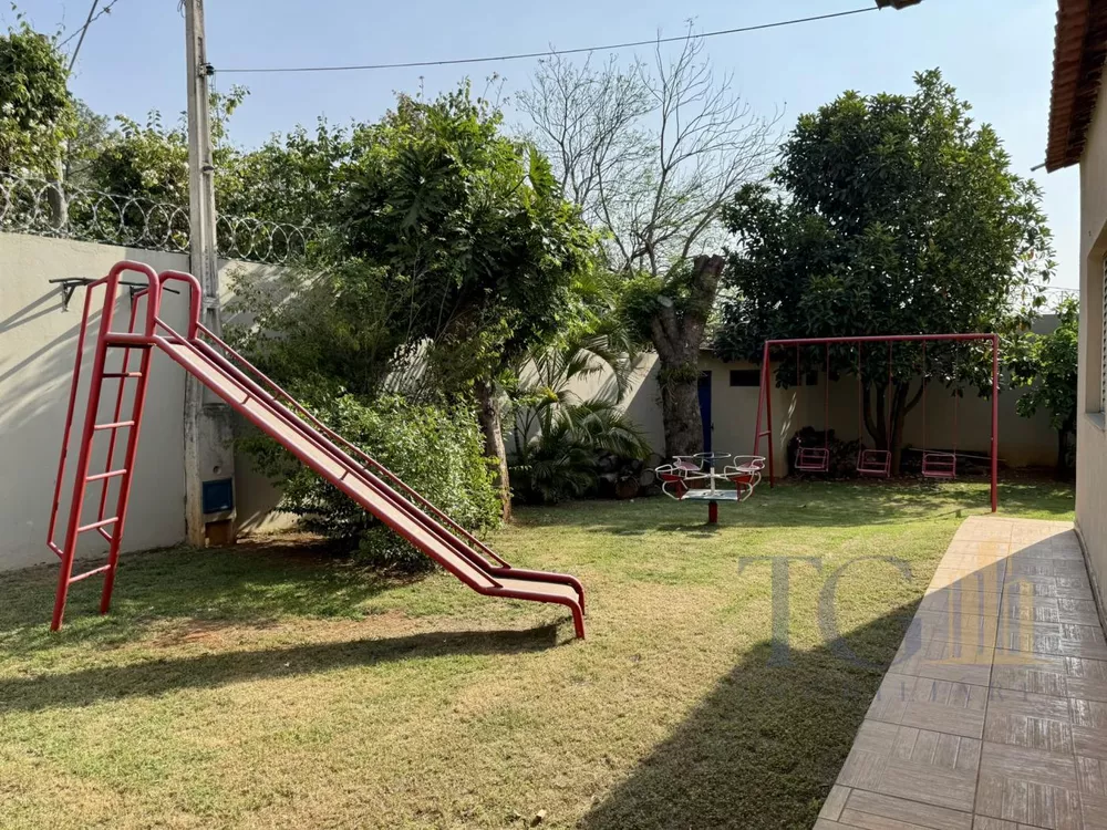 Chácara, 2 quartos, 1387 m² - Foto 11