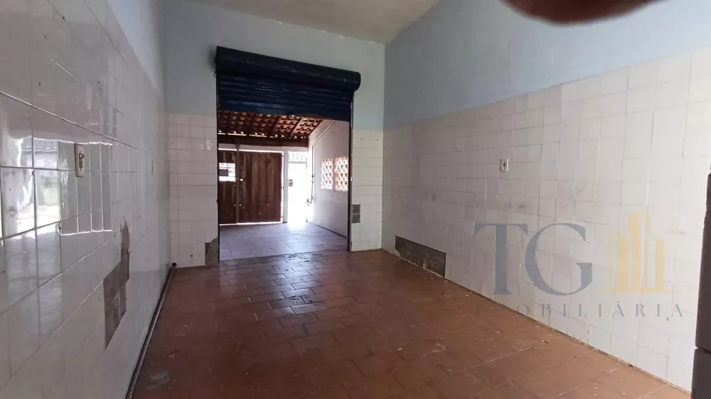 Casa, 3 quartos, 180 m² - Foto 2