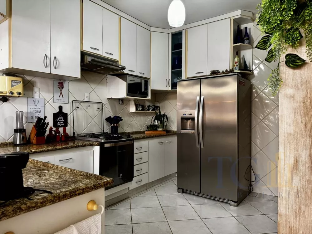 Casa, 3 quartos, 178 m² - Foto 4