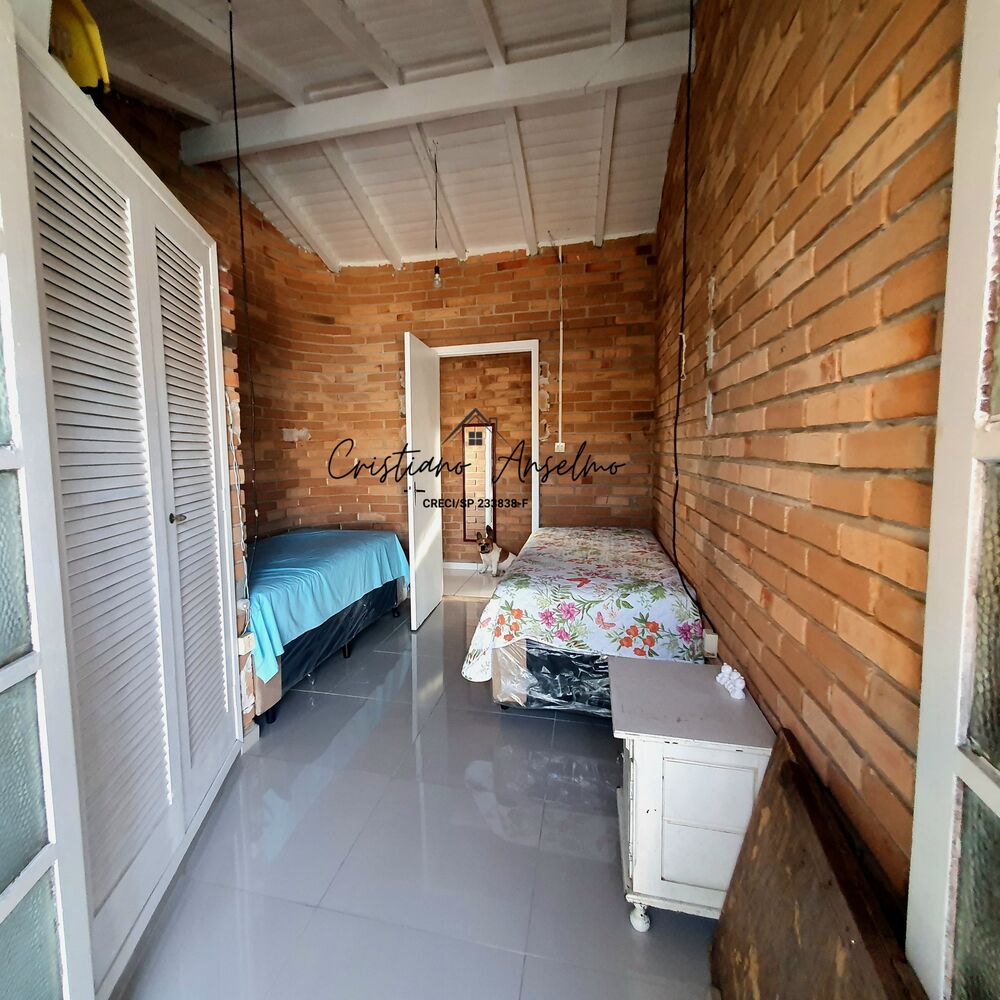 Casa, 3 quartos, 230 m² - Foto 1