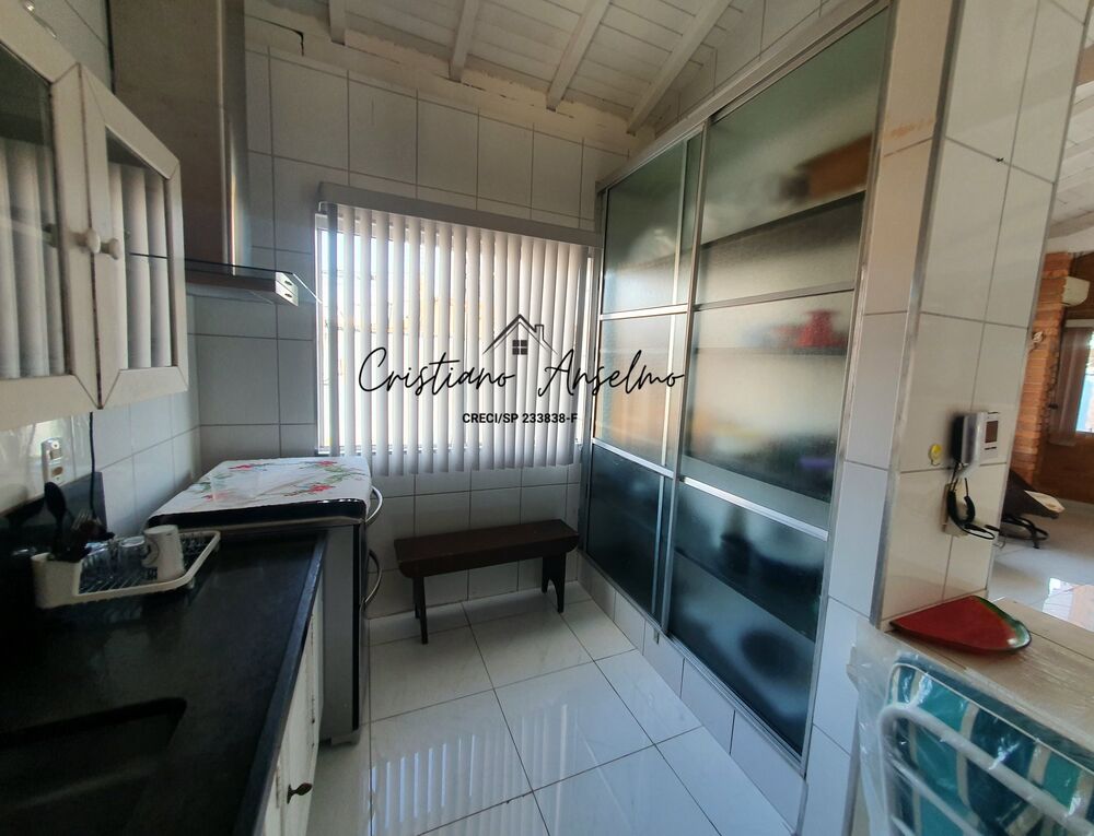 Casa, 3 quartos, 230 m² - Foto 4