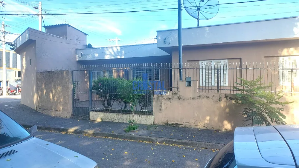Casa, 3 quartos, 203 m² - Foto 1