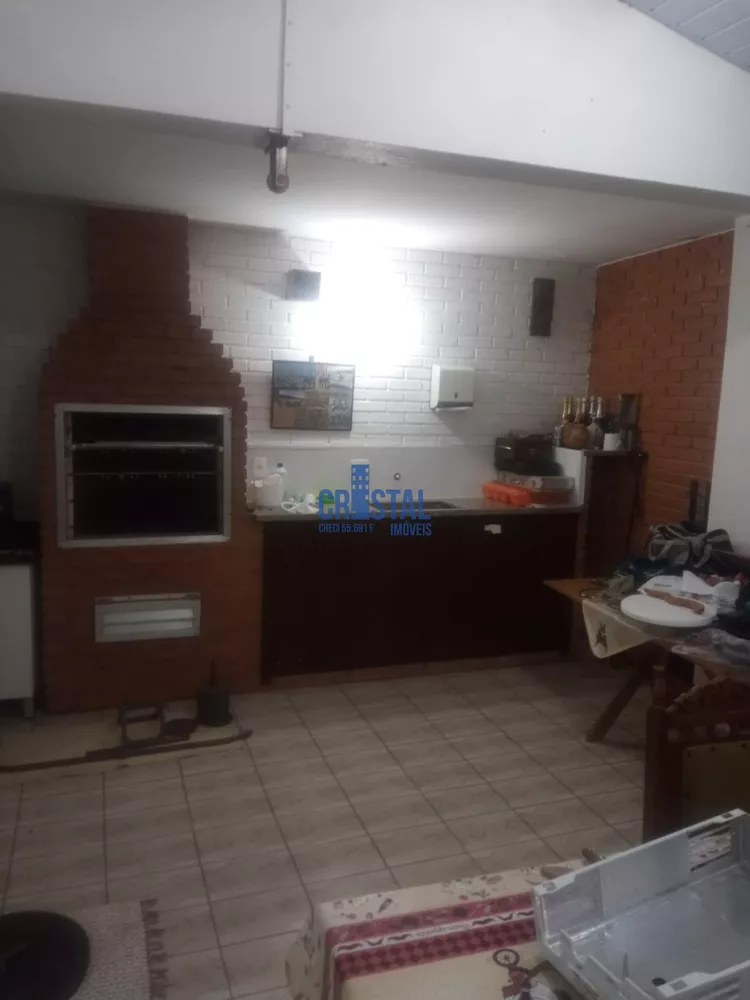 Casa à venda com 3 quartos, 190m² - Foto 4