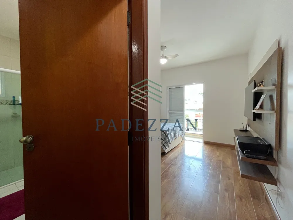 Casa, 3 quartos, 234 m² - Foto 2