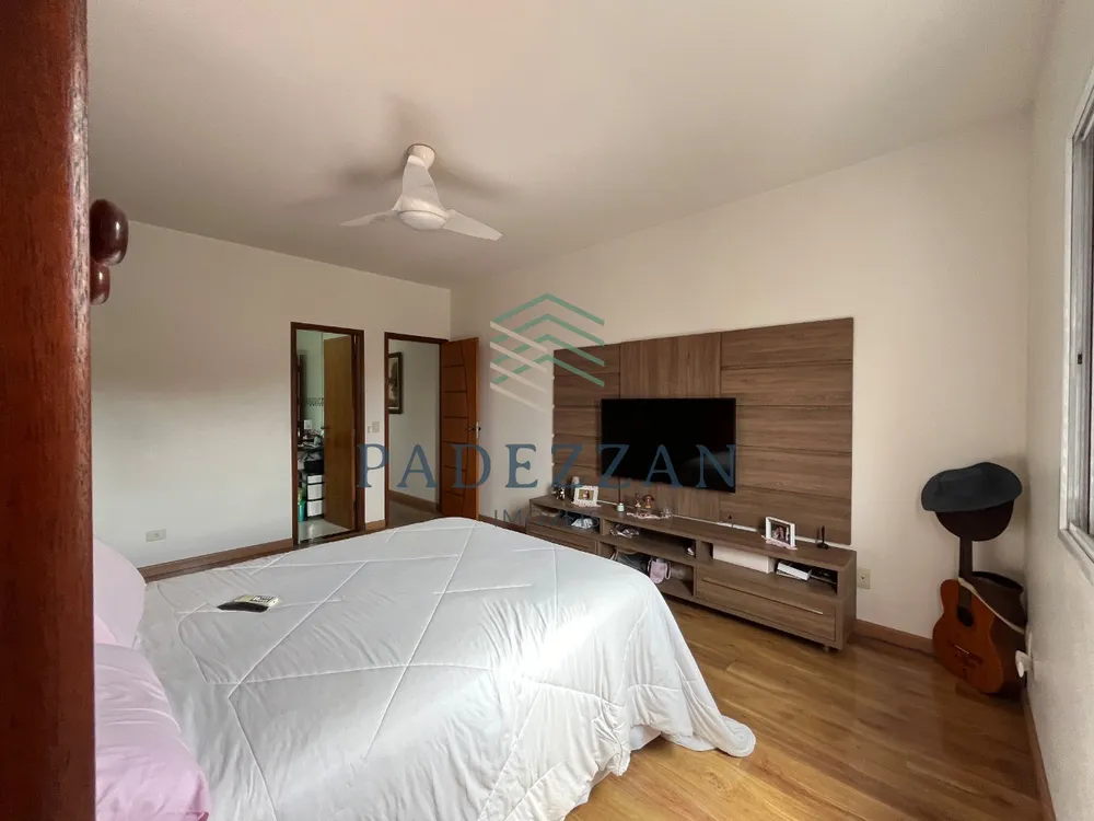 Casa, 3 quartos, 234 m² - Foto 3