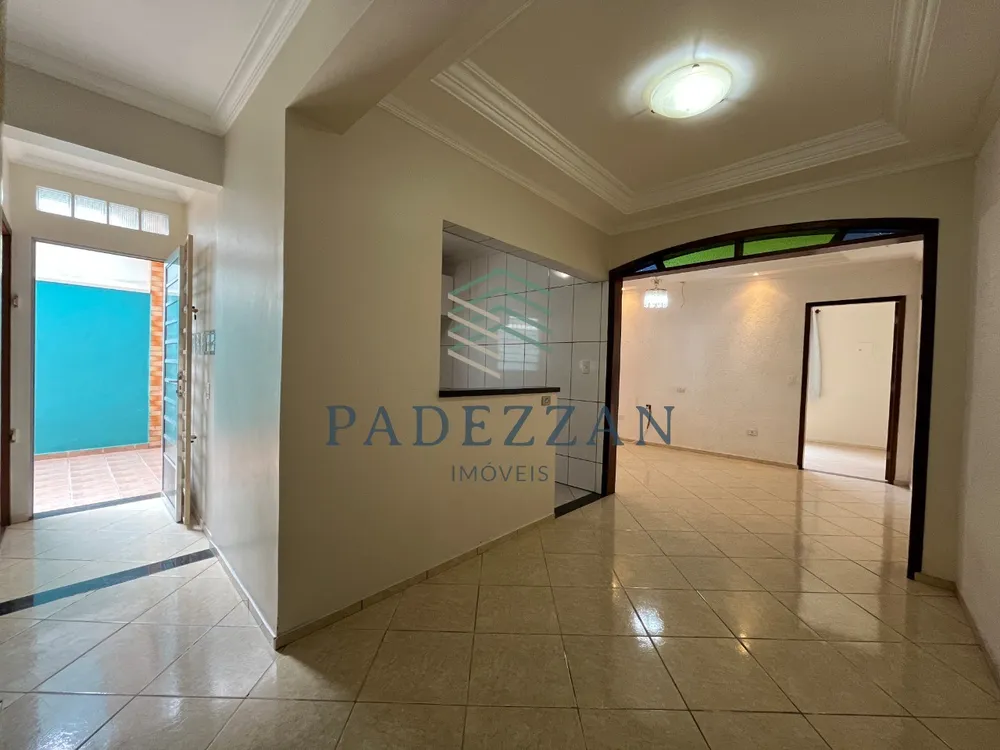 Casa, 3 quartos, 195 m² - Foto 2