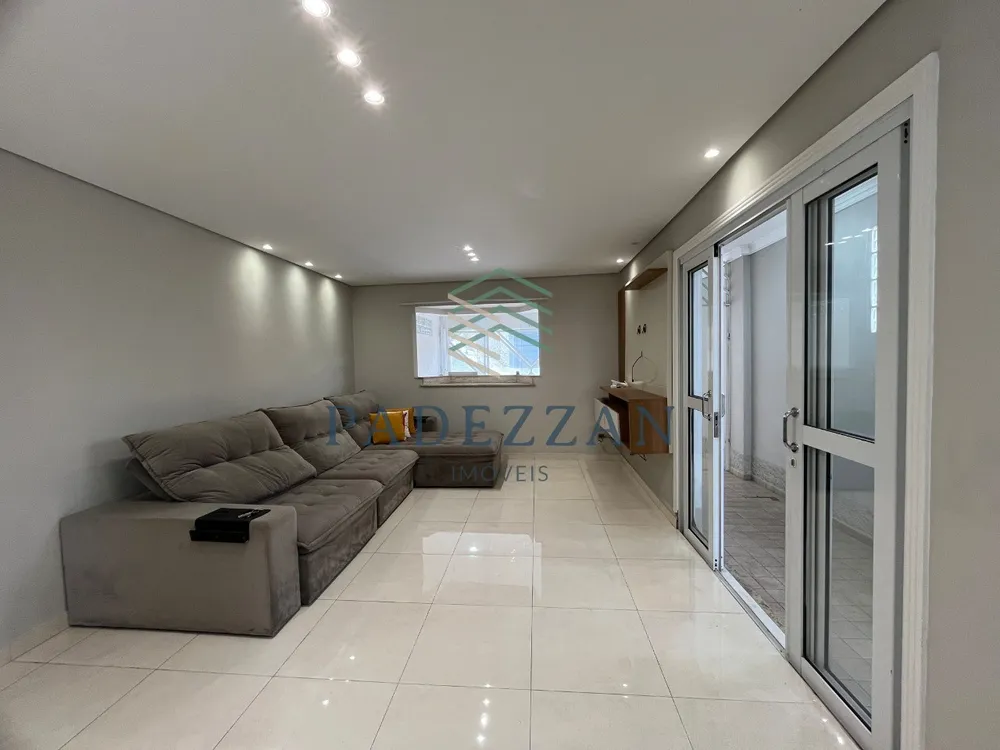 Casa, 3 quartos, 215 m² - Foto 4