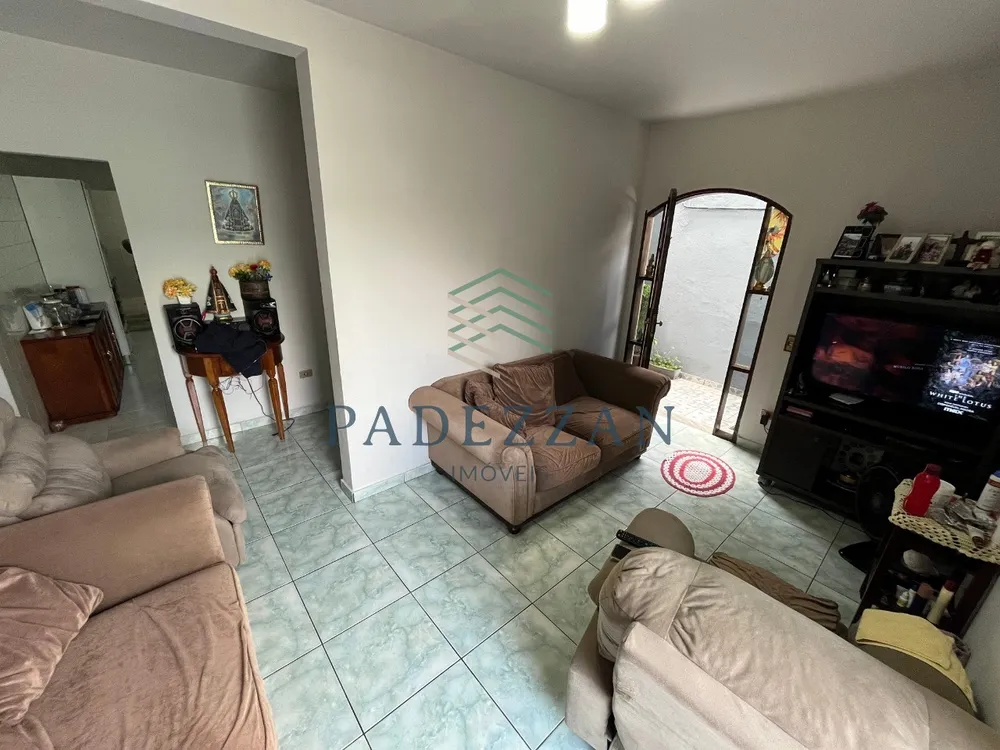 Casa, 4 quartos, 173 m² - Foto 1