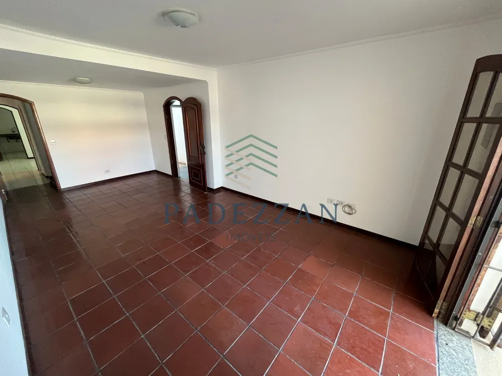 Casa, 4 quartos, 270 m² - Foto 3