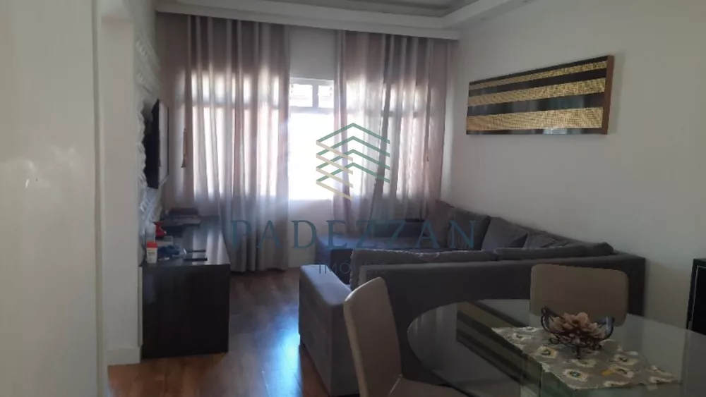 Casa à venda com 2 quartos, 98m² - Foto 4