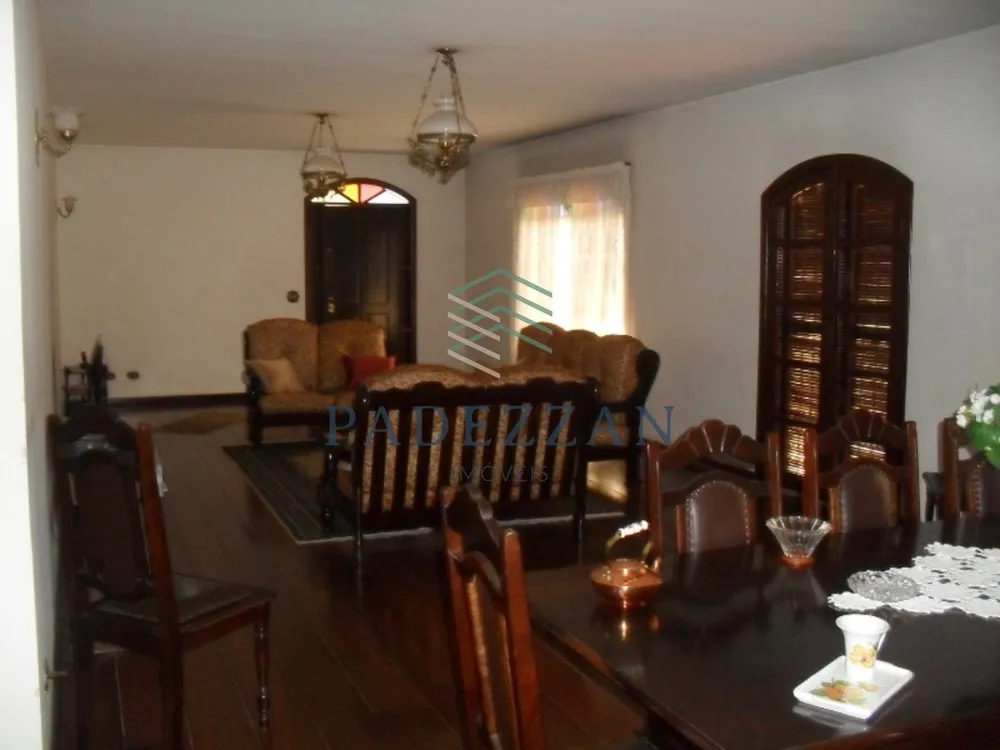 Casa, 3 quartos, 298 m² - Foto 1