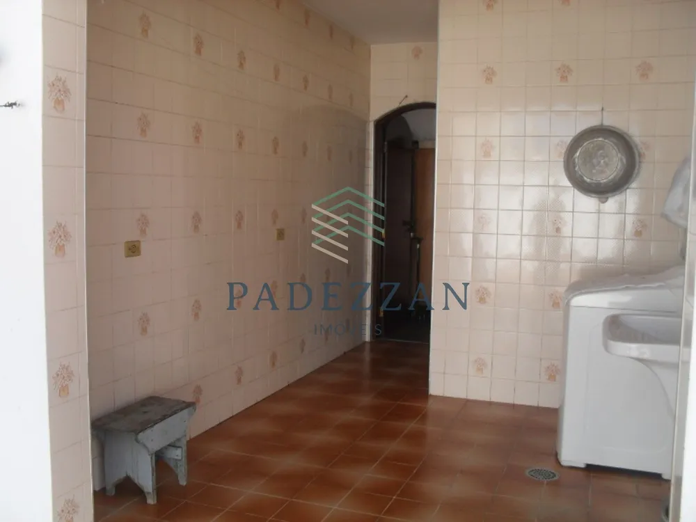 Casa, 3 quartos, 298 m² - Foto 3