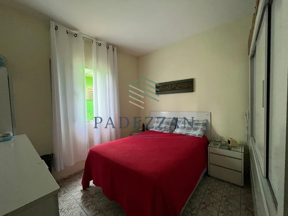 Casa, 6 quartos, 125 m² - Foto 1