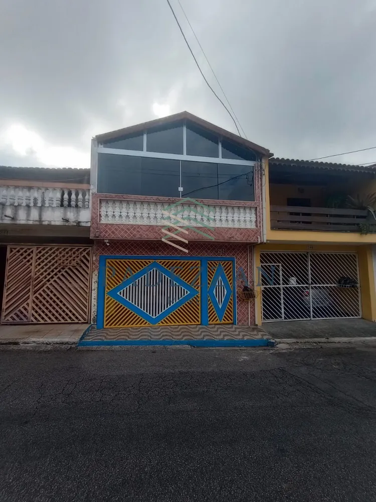 Casa, 4 quartos, 200 m² - Foto 1