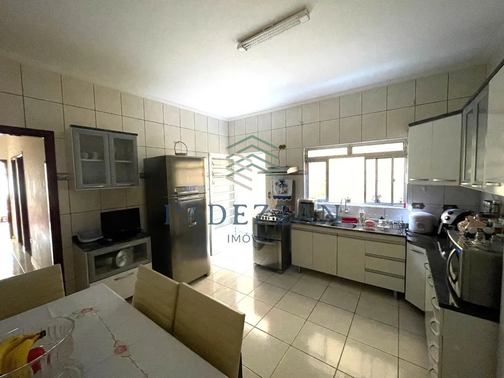 Casa, 3 quartos, 182 m² - Foto 4