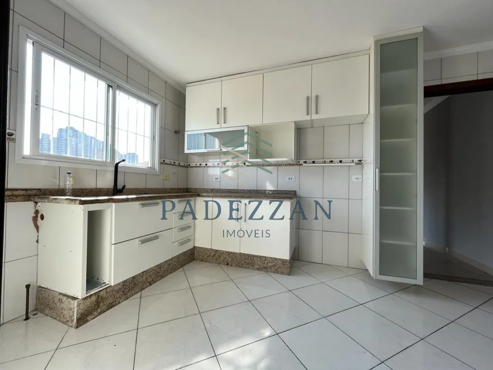 Casa, 3 quartos, 184 m² - Foto 2