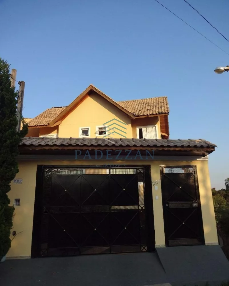 Casa à venda com 3 quartos, 184m² - Foto 2