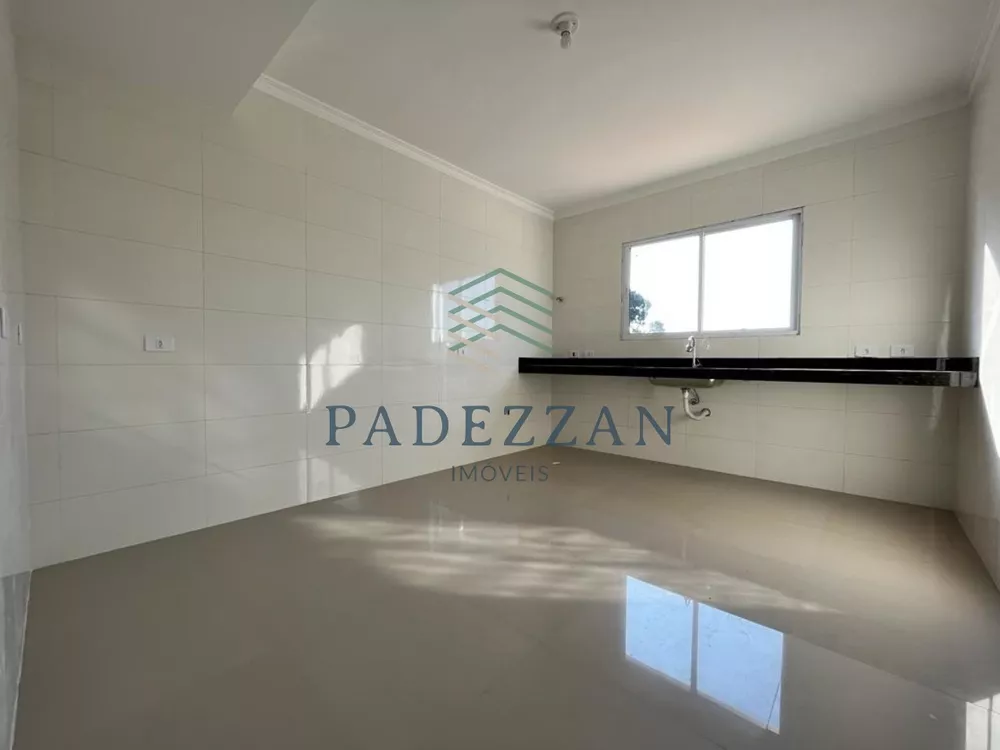 Casa à venda com 3 quartos, 167m² - Foto 4