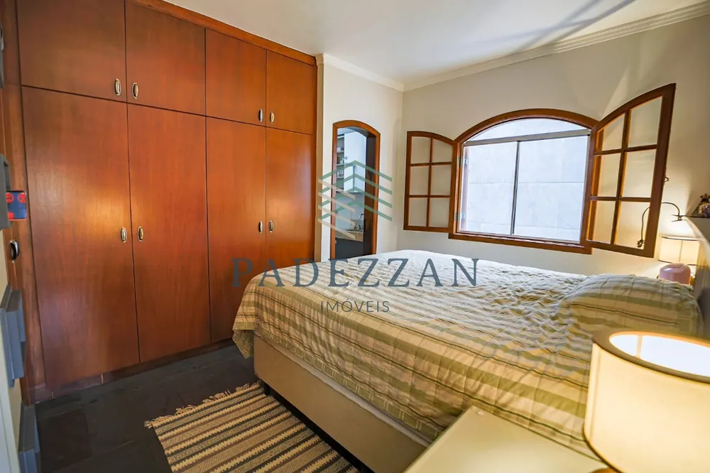 Casa, 3 quartos, 252 m² - Foto 12