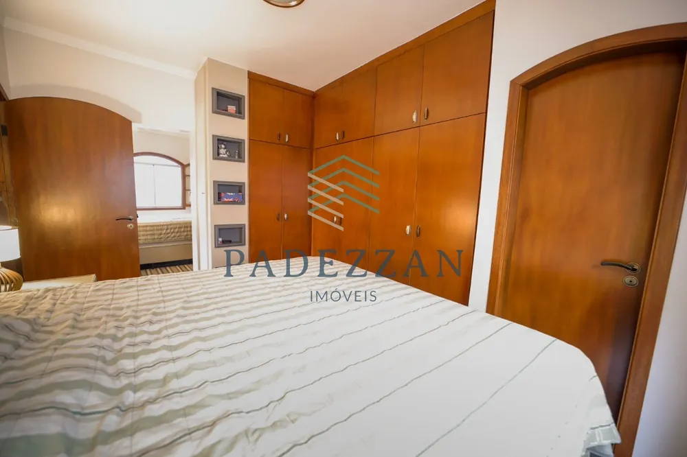 Casa, 3 quartos, 252 m² - Foto 13