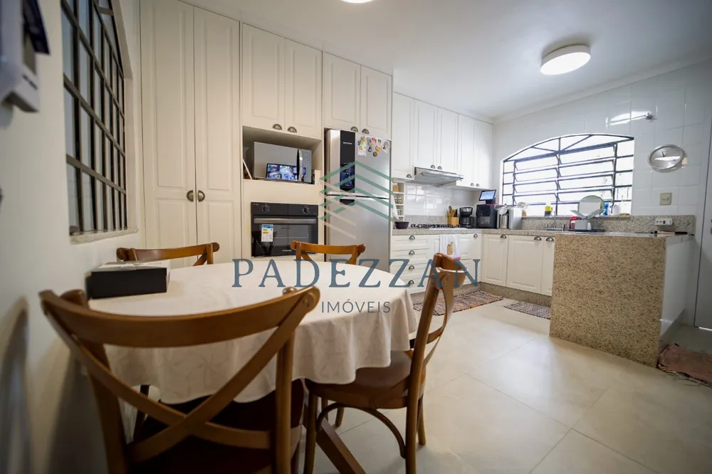 Casa, 3 quartos, 252 m² - Foto 11