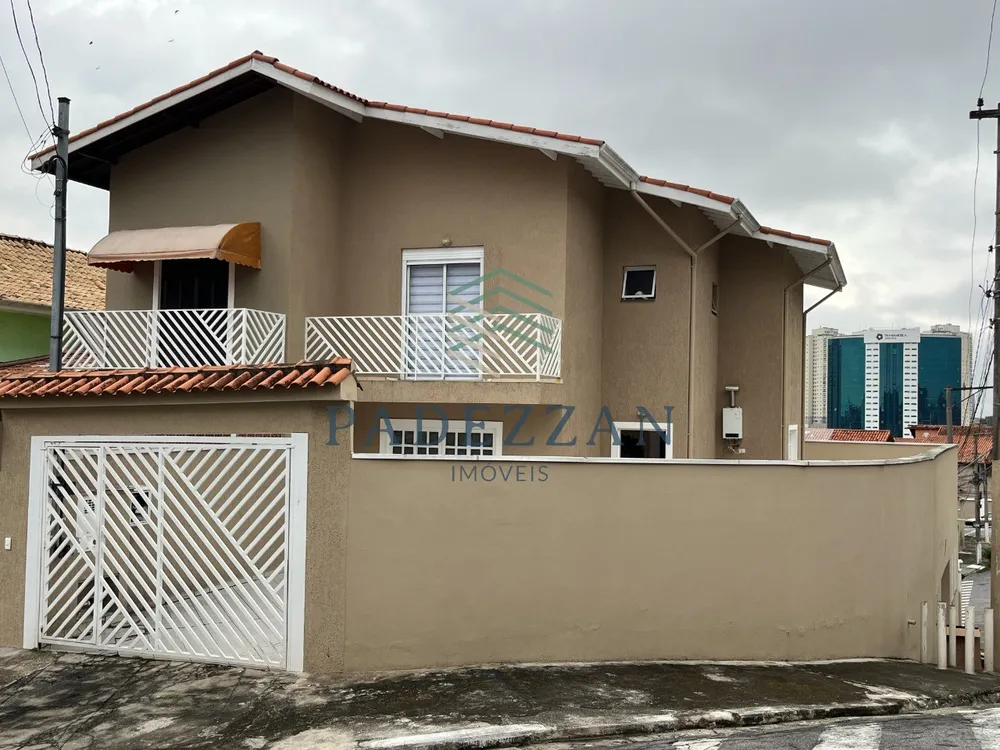 Casa, 3 quartos, 118 m² - Foto 1