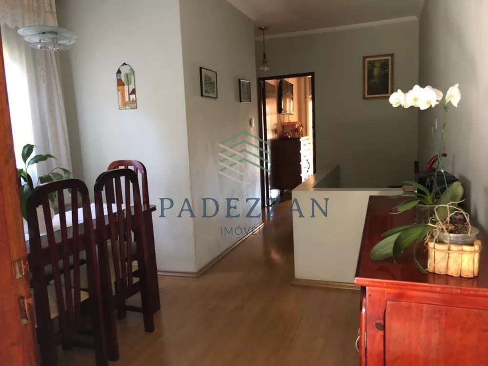 Casa à venda com 2 quartos, 165m² - Foto 4