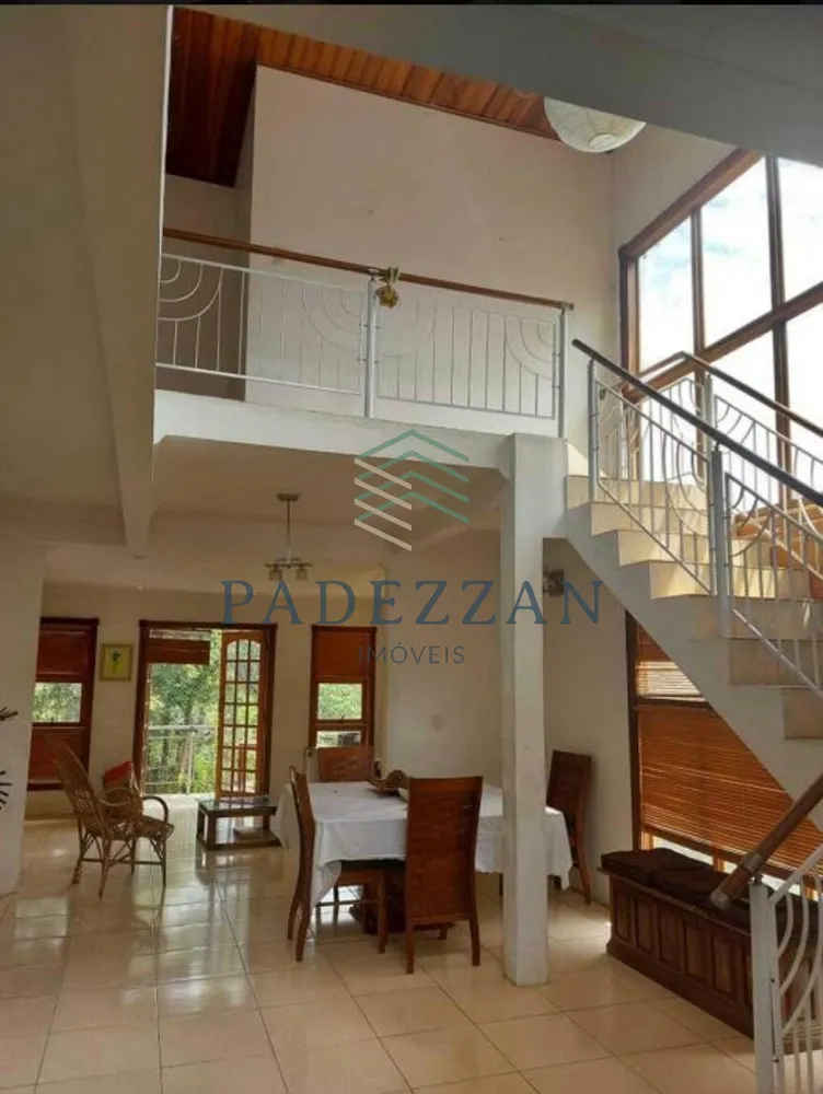Casa, 3 quartos, 303 m² - Foto 1
