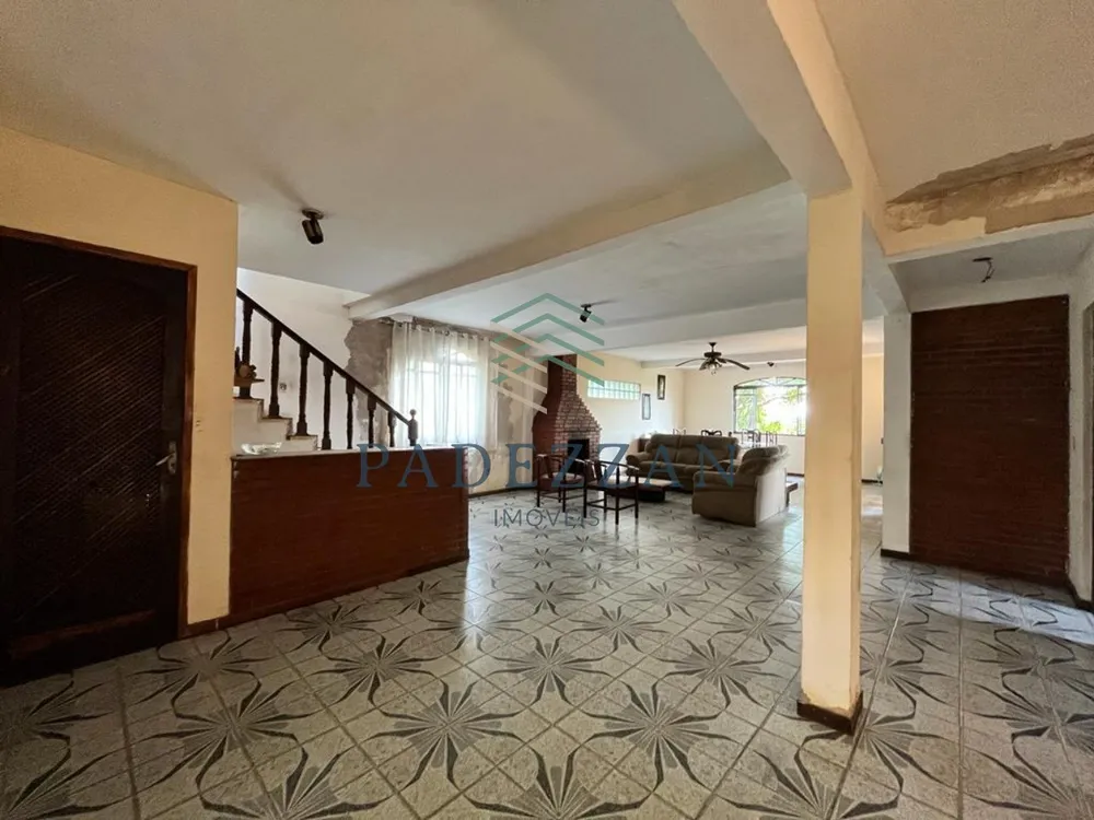 Casa, 4 quartos, 274 m² - Foto 1
