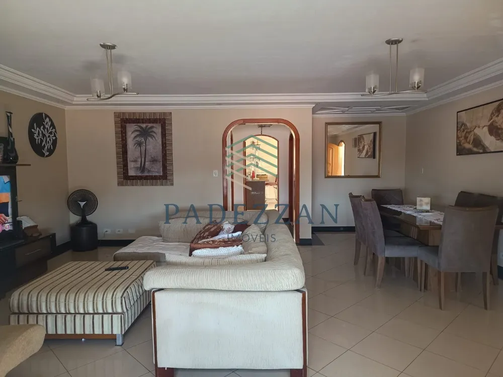 Casa, 5 quartos, 330 m² - Foto 2