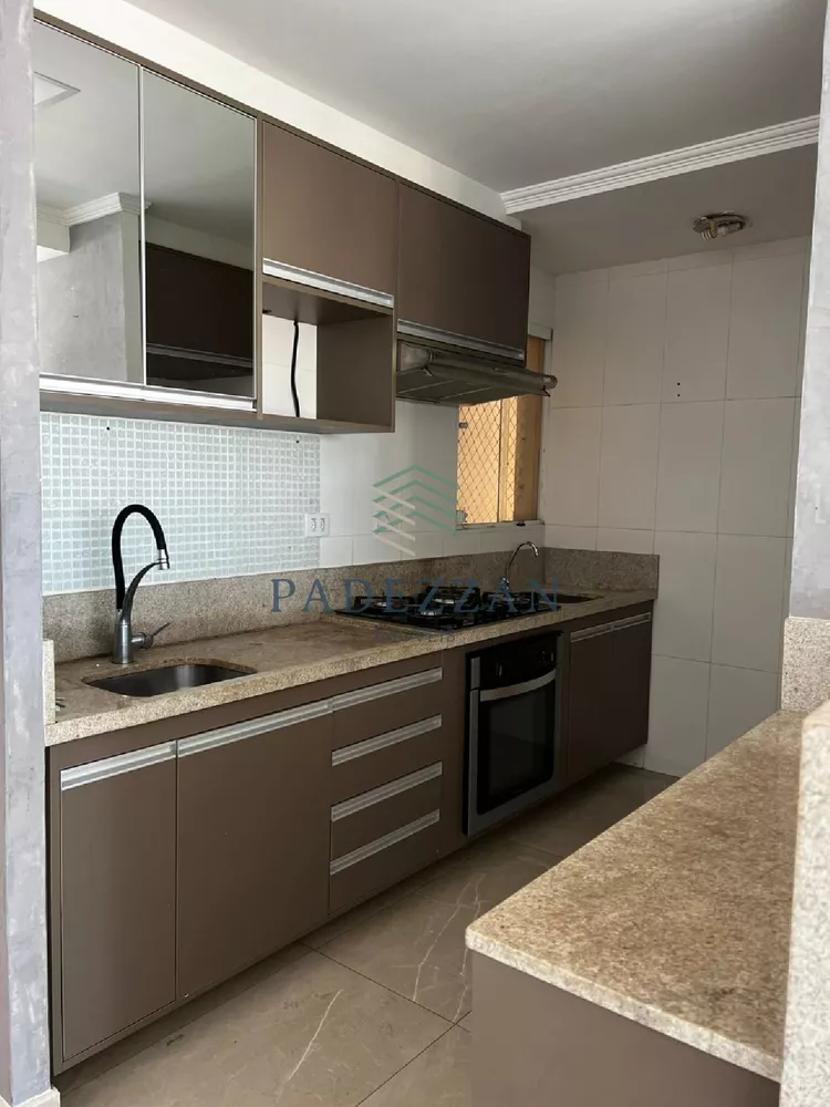 Apartamento à venda com 3 quartos, 70m² - Foto 3