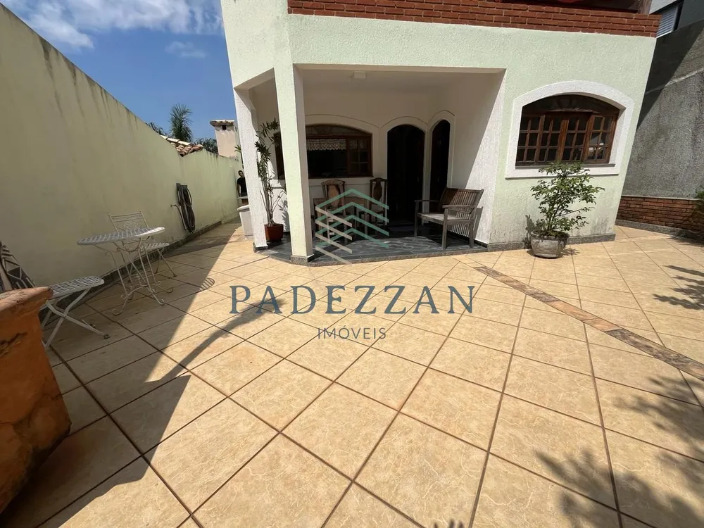 Casa, 4 quartos, 240 m² - Foto 3
