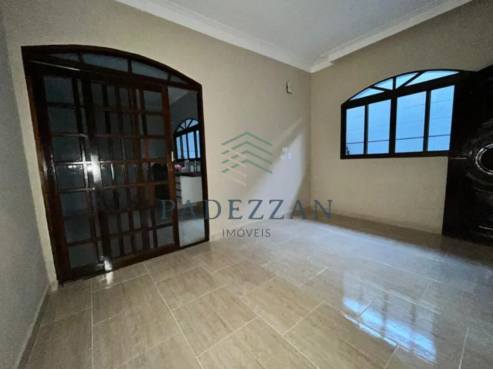 Casa, 4 quartos, 165 m² - Foto 2